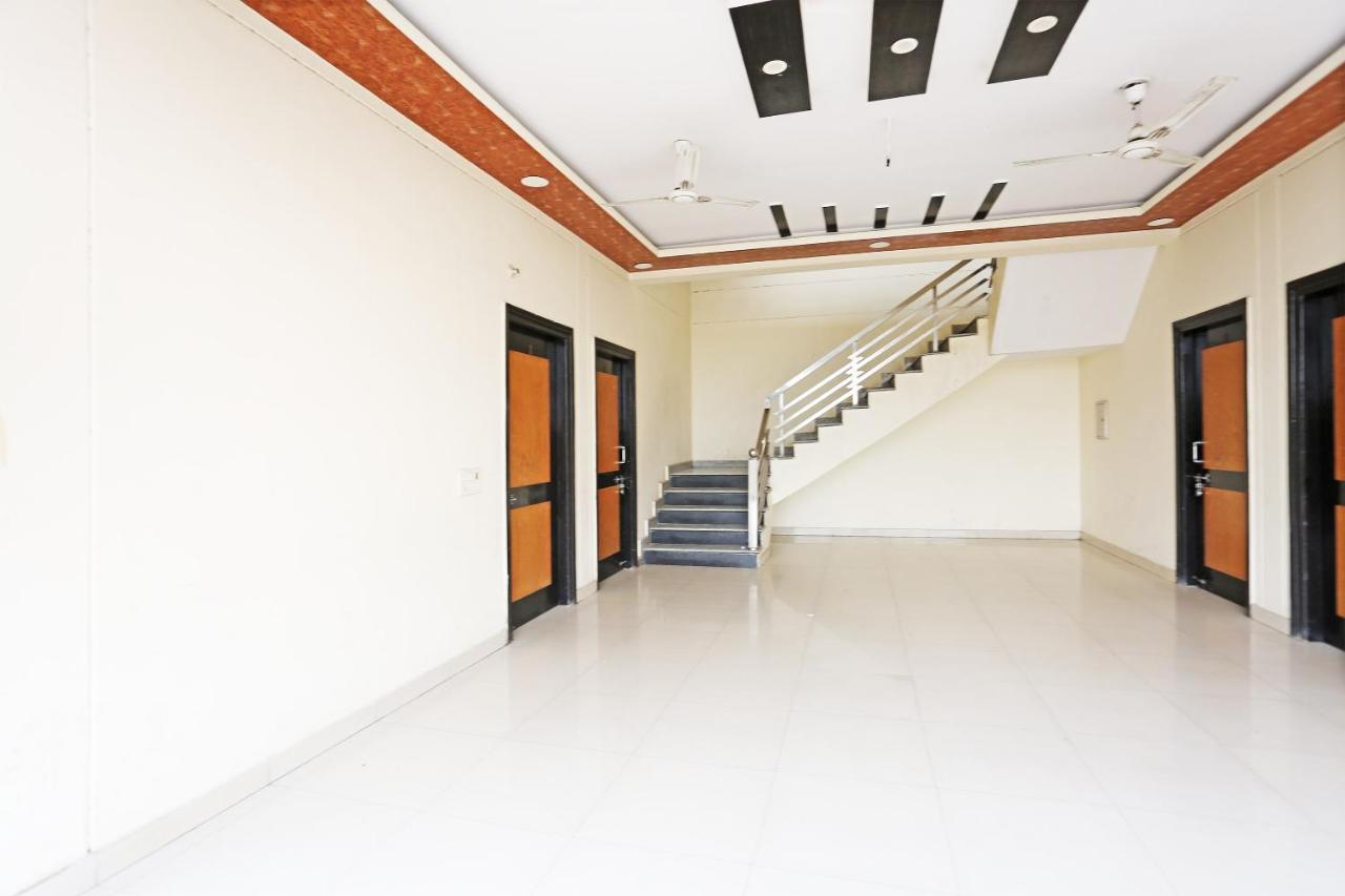 Oyo 40446 Yas Residency Hotel Aligarh Exterior photo