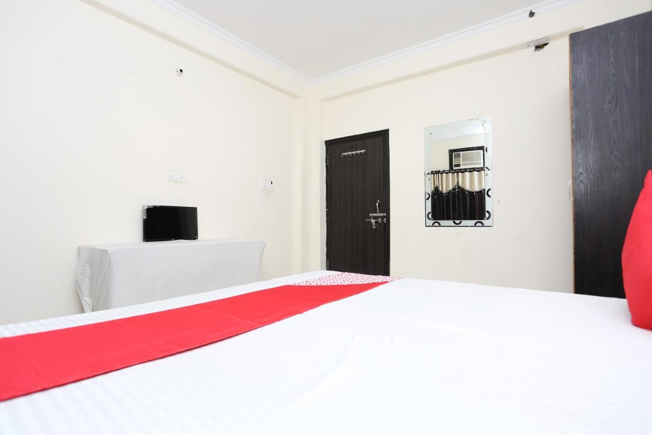 Oyo 40446 Yas Residency Hotel Aligarh Exterior photo