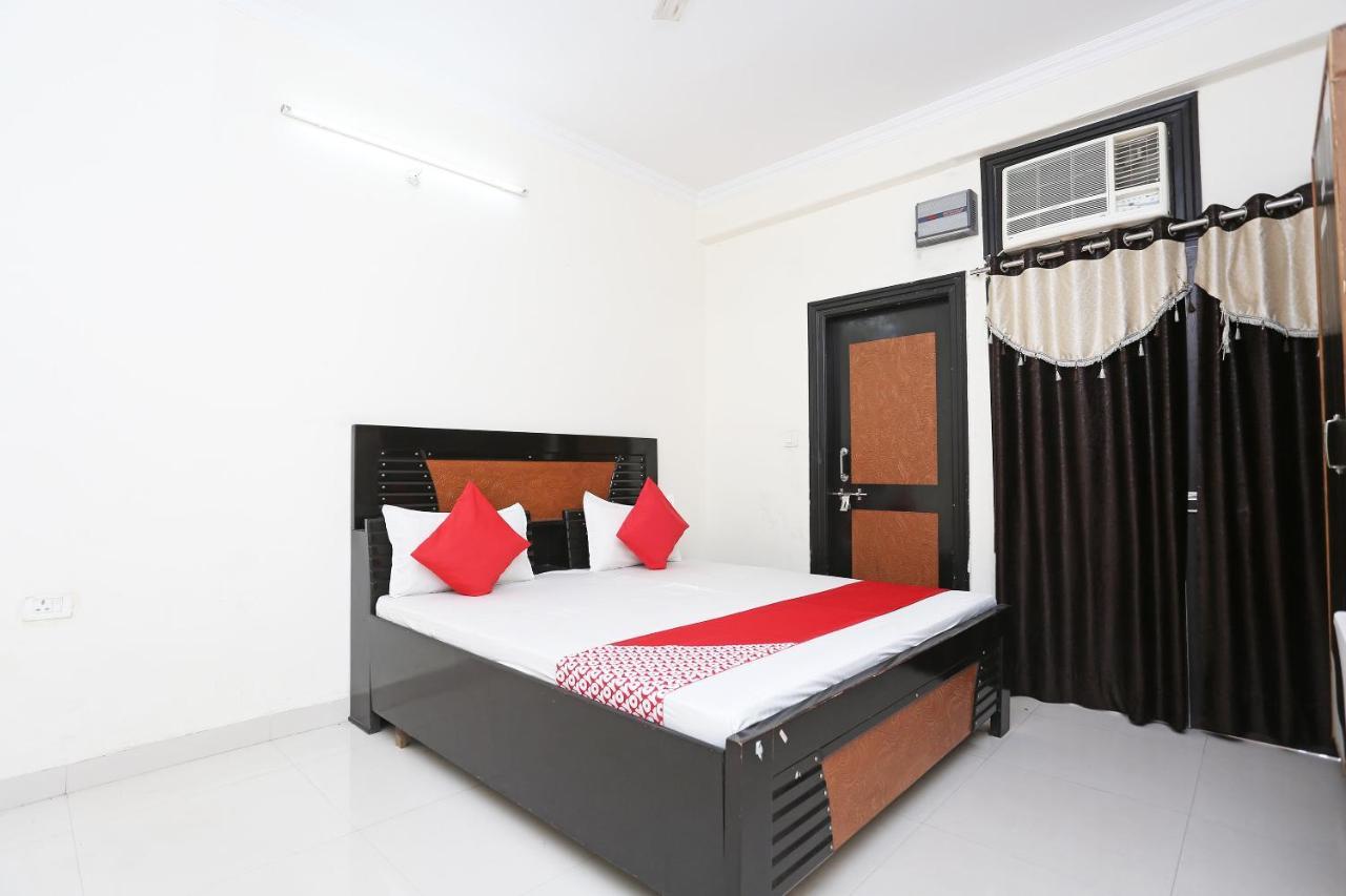 Oyo 40446 Yas Residency Hotel Aligarh Exterior photo